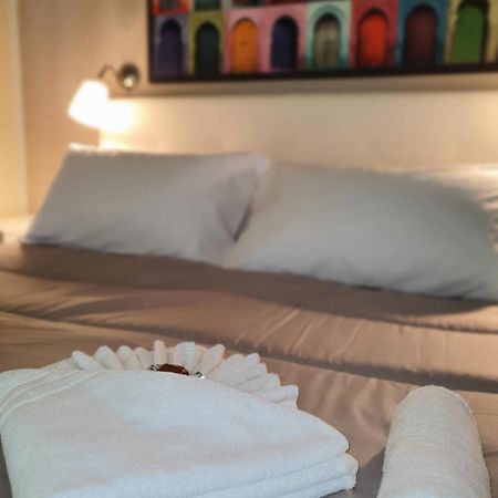 4Rooms Guest House Free Wi-Fi Salerno Ngoại thất bức ảnh