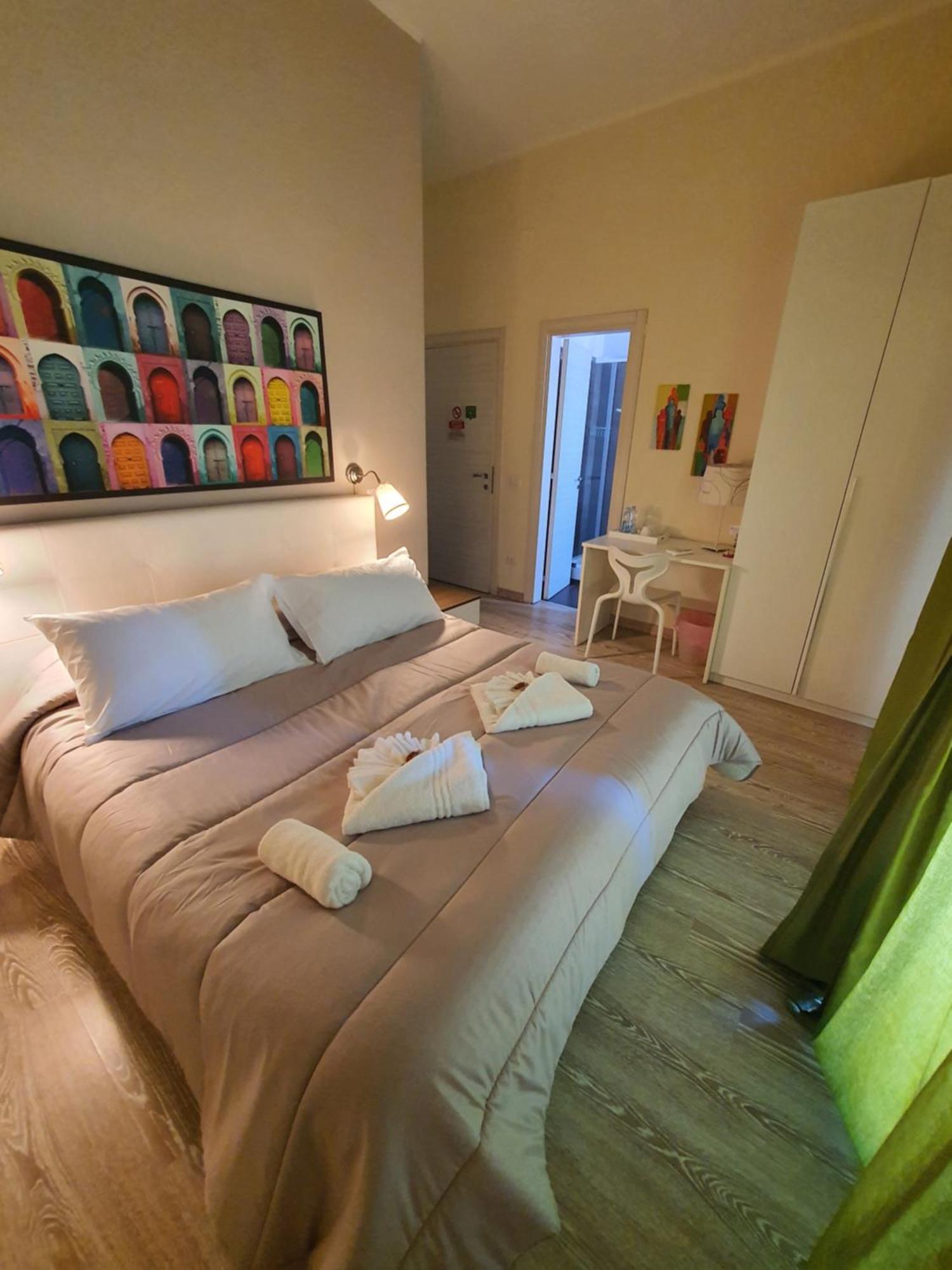 4Rooms Guest House Free Wi-Fi Salerno Ngoại thất bức ảnh