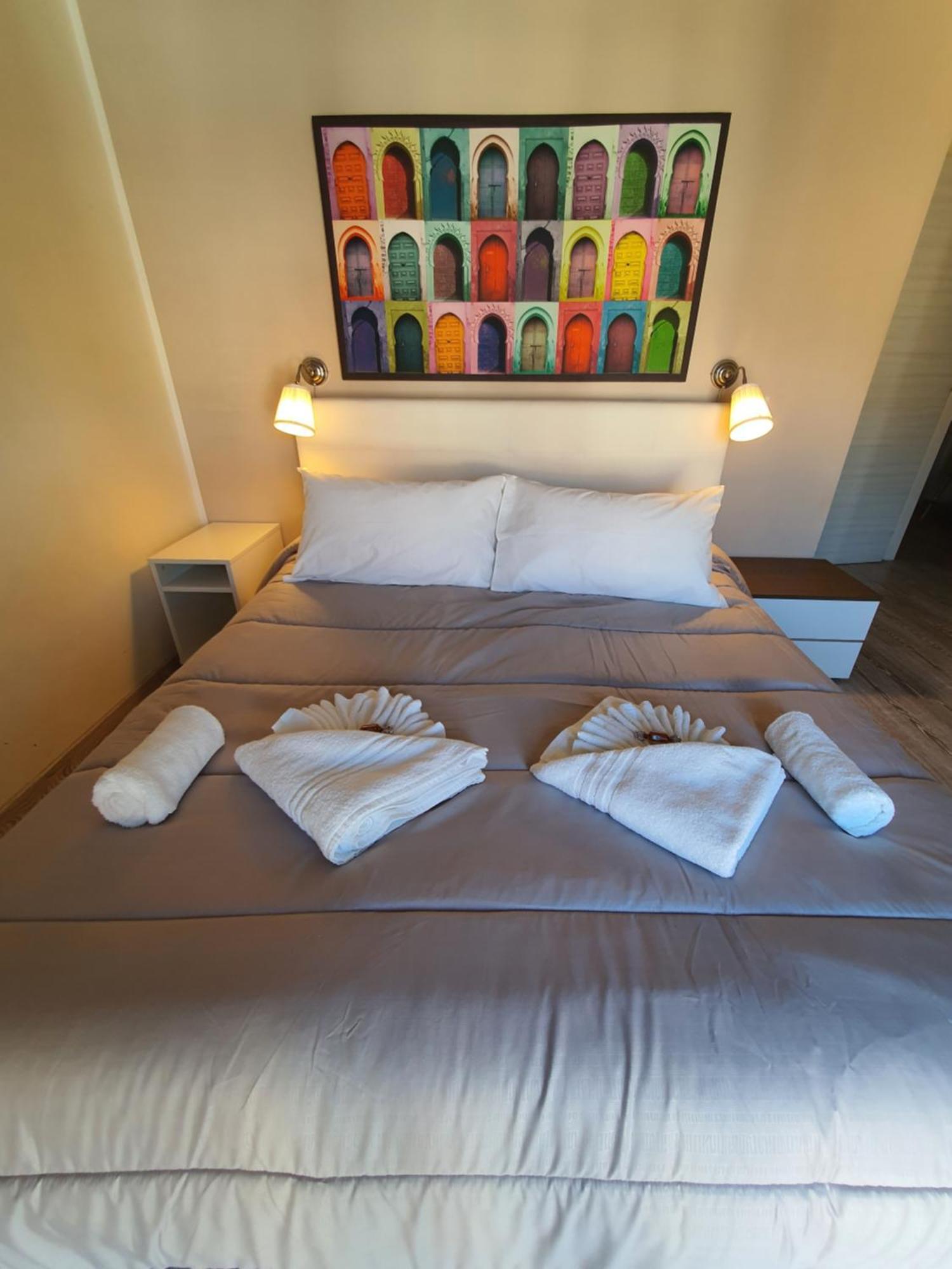 4Rooms Guest House Free Wi-Fi Salerno Ngoại thất bức ảnh