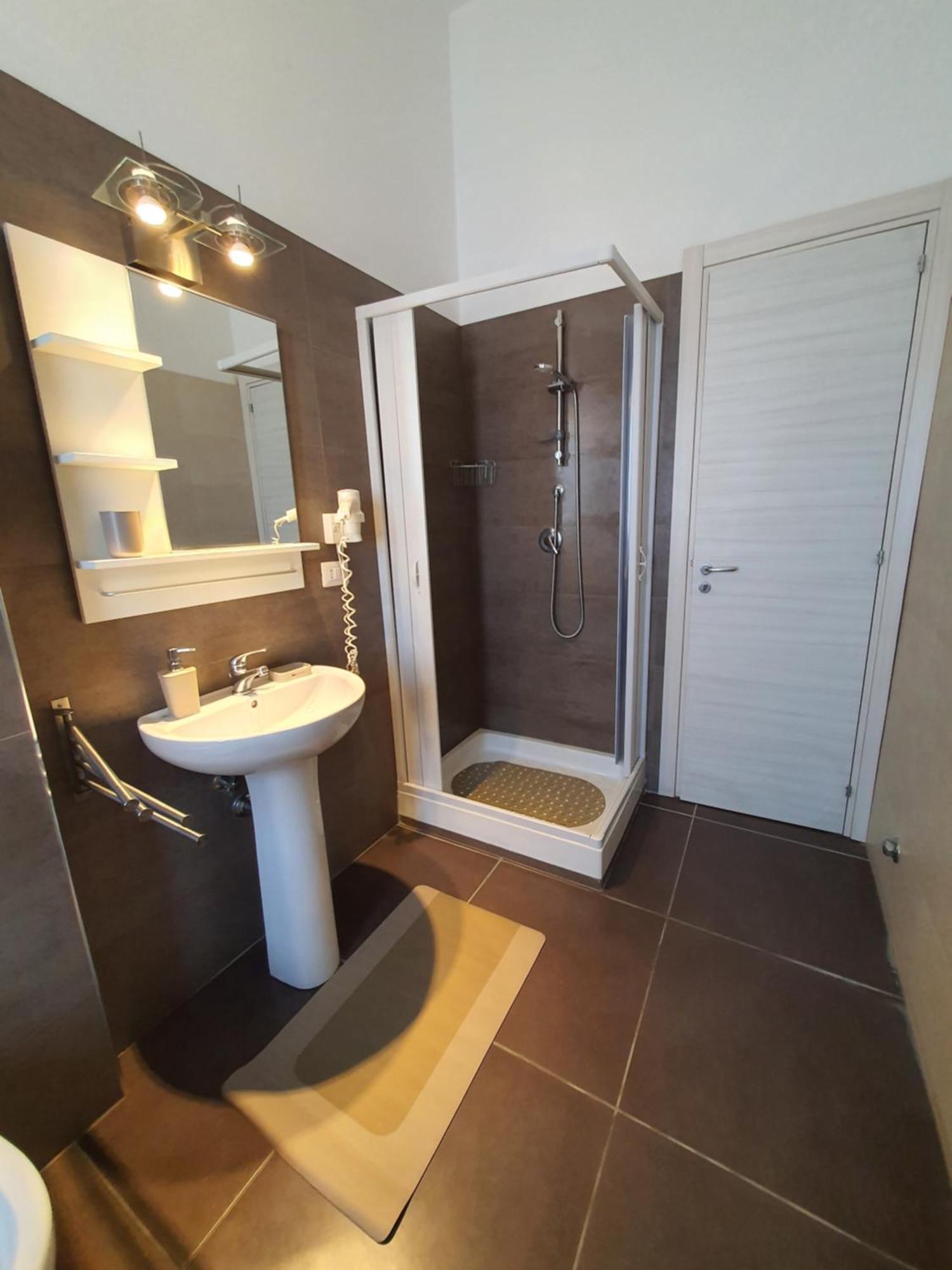 4Rooms Guest House Free Wi-Fi Salerno Ngoại thất bức ảnh