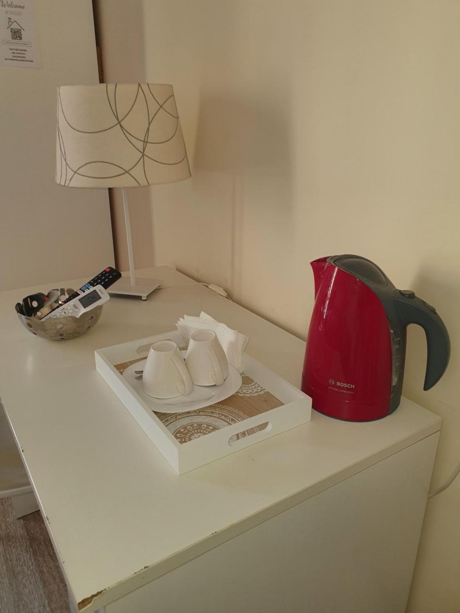 4Rooms Guest House Free Wi-Fi Salerno Ngoại thất bức ảnh
