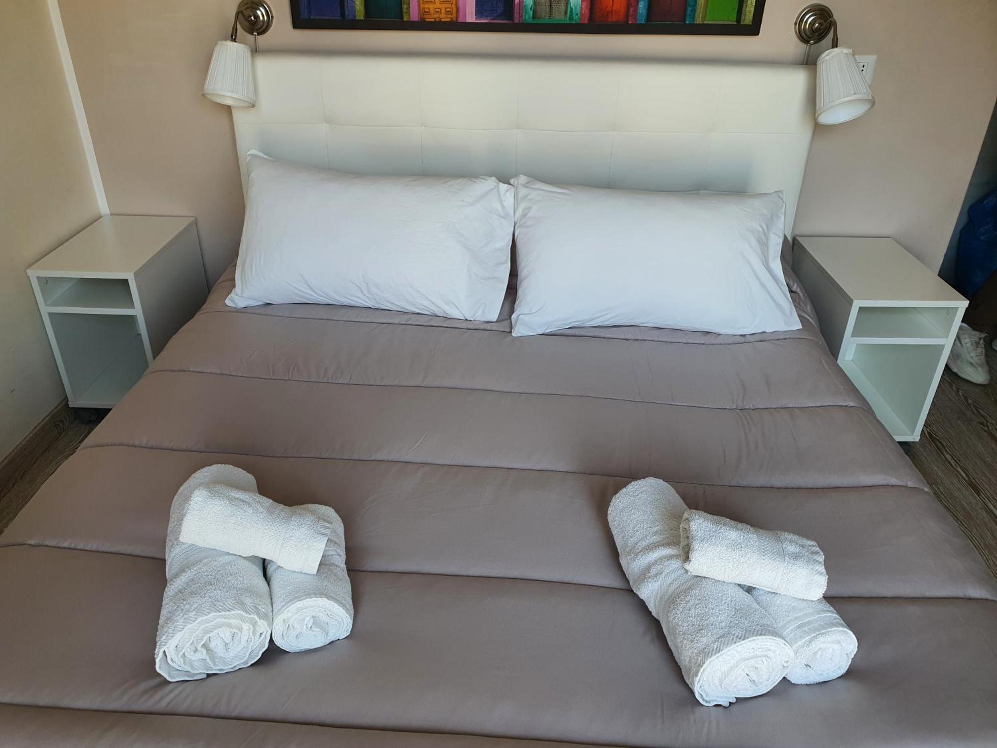 4Rooms Guest House Free Wi-Fi Salerno Ngoại thất bức ảnh