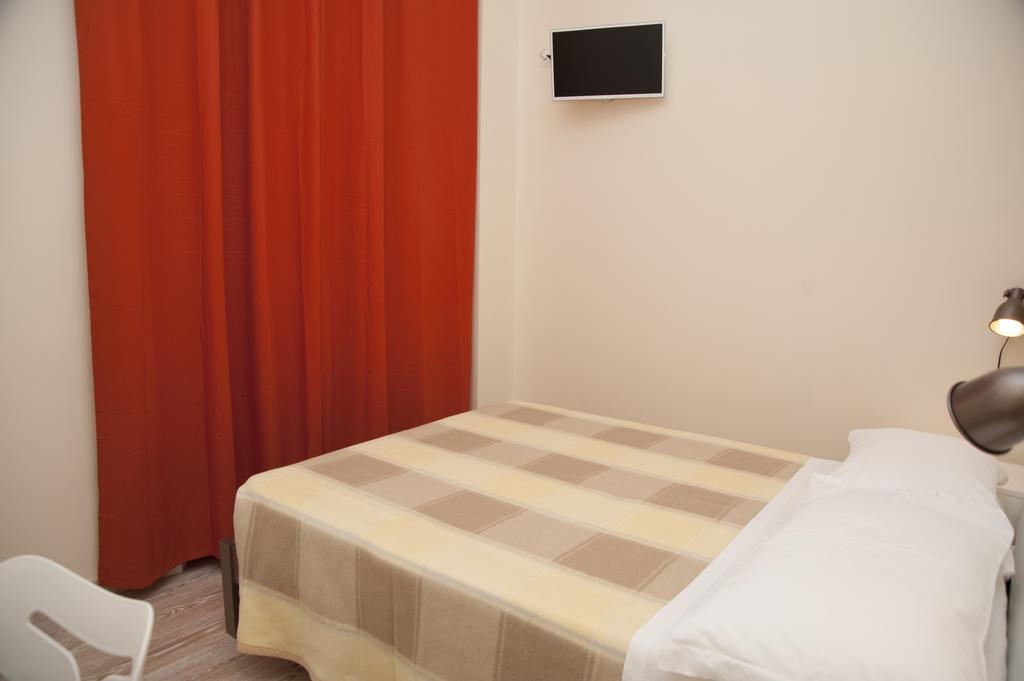 4Rooms Guest House Free Wi-Fi Salerno Phòng bức ảnh