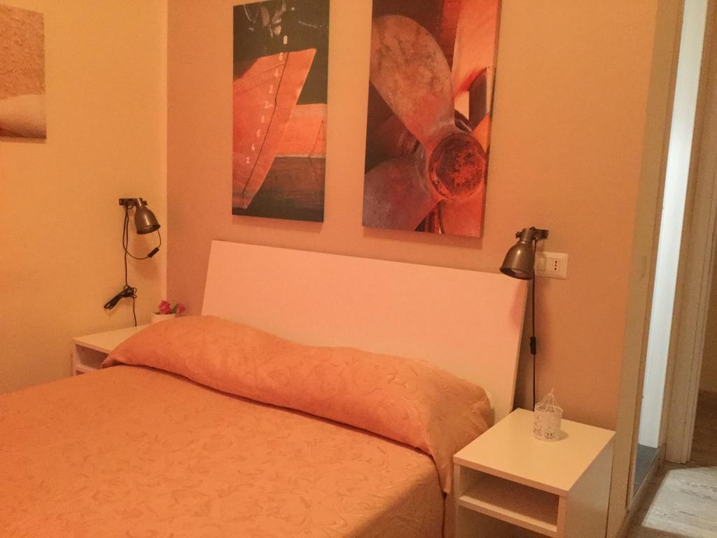 4Rooms Guest House Free Wi-Fi Salerno Ngoại thất bức ảnh